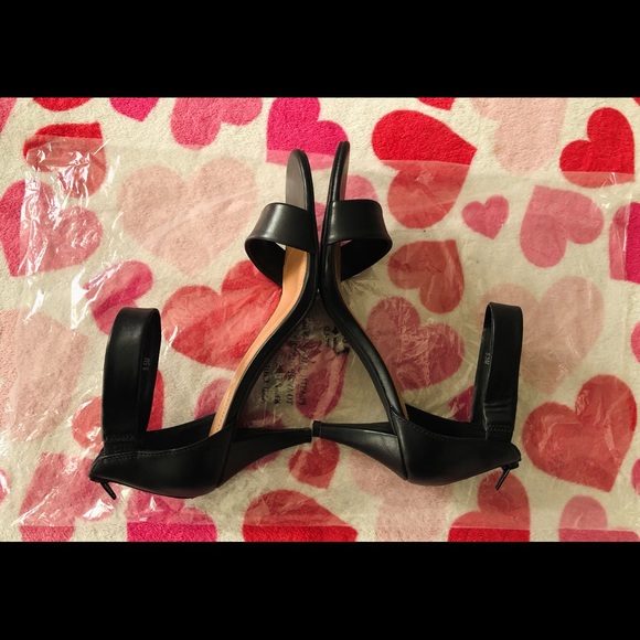 Style & Co Paycee Two-Piece Dress Sandals - Picture 7 of 9